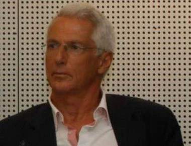 Μαρτυρία: Ο καθηγητής Θανάσης Διαμαντόπουλος περιγράφει πώς γλίτωσε από τη φωτιά στο Μάτι